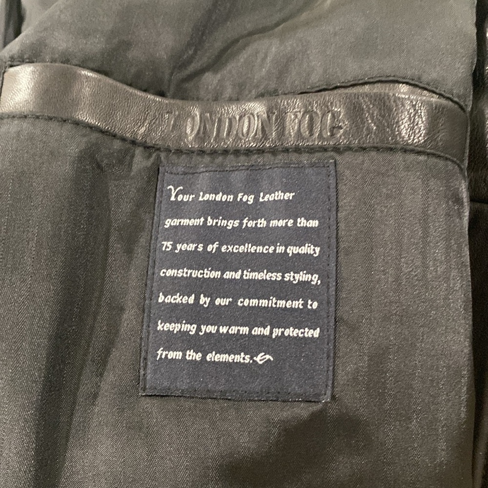 London Fog Quarter Length Leather Coat - Picture 10 of 10
